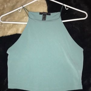 halter top / crop top